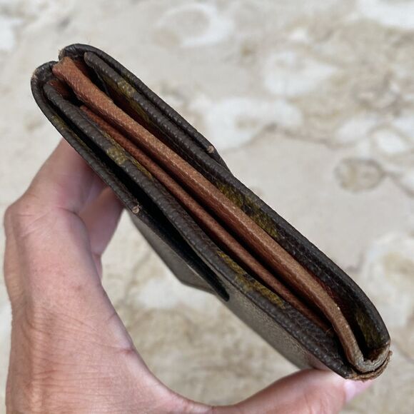 Authentic Vintage Louis Vuitton Monogram Portefeiulle Elise Trifold Wallet - Picture 4 of 16